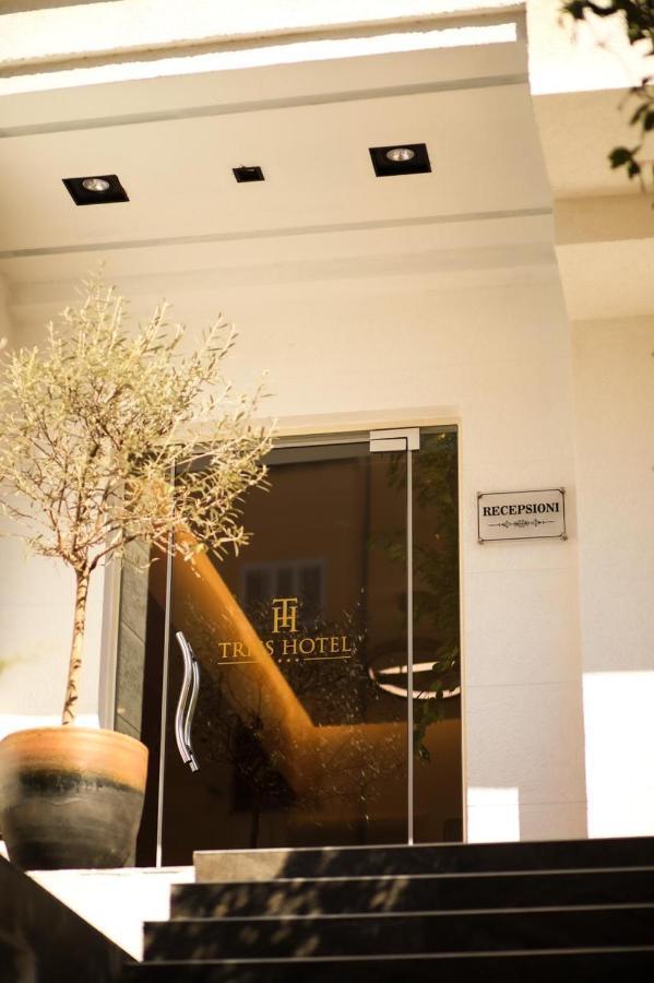 Triss Hotel Tiranë Ngoại thất bức ảnh